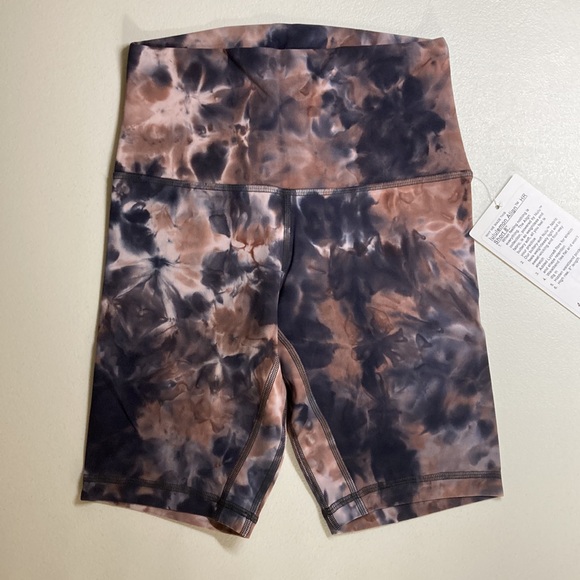 Lululemon Align Shorts 8” Diamond Dye Pink 4 - Picture 6 of 8